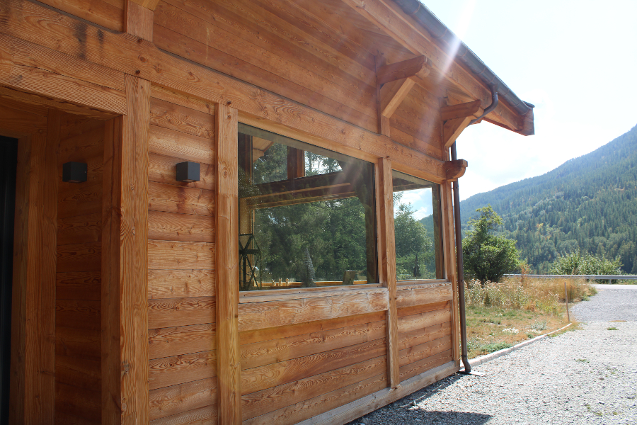 Photo d'un chalet moderne à Serre-Chevalier dessiné par l'architecte Fabien Ollagnier
